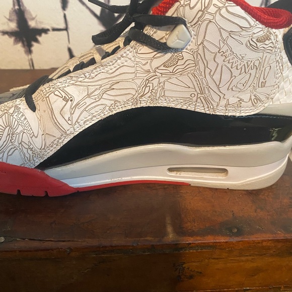 Jordan Dub Zero Varsity Red - Picture 5 of 14